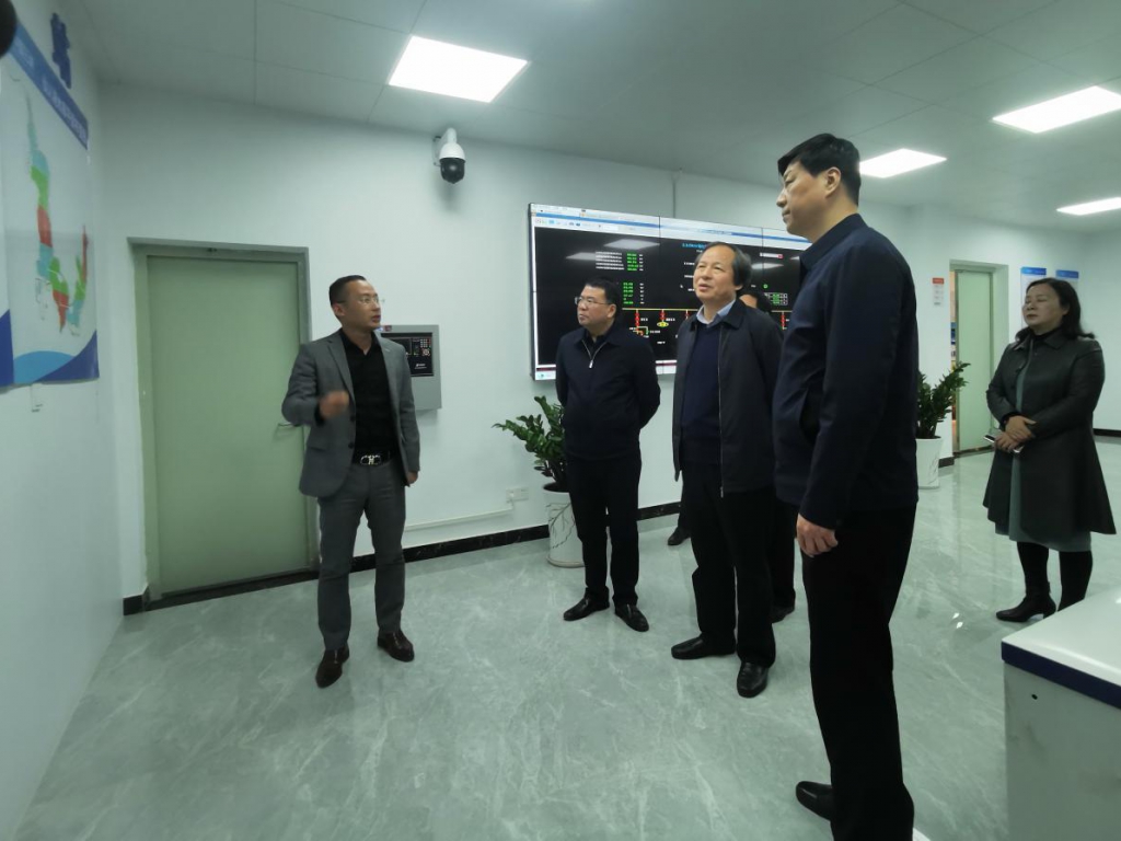 市人年夜常委会主任廖宏赴万安县韶口乡调研村落振兴工作
