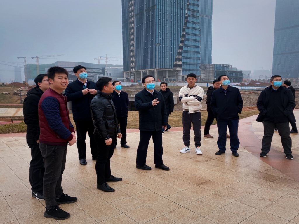 省人年夜常委会副主任胡世忠赴永新县开展春节抢?＿访慰劳